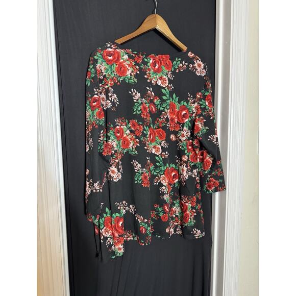 The Pioneer Woman Floral Blouse Women's 3X XXXL V Neck 3/4 Sleeve Lightweight - Picture 3 of 6